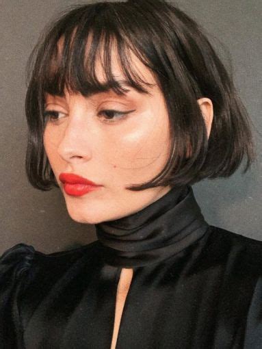 coco chanel bob haircut|chanel ss22 haircut.